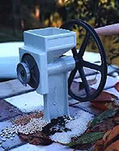 Best hand crank wheat grinder